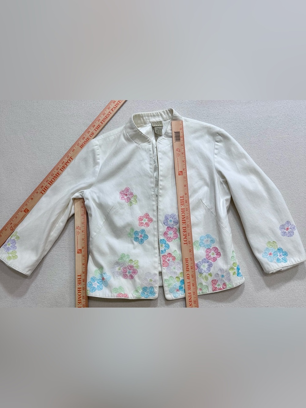 Sigrid Olsen White Jacket with Pastel Floral Embroidery - Picture 5 of 16